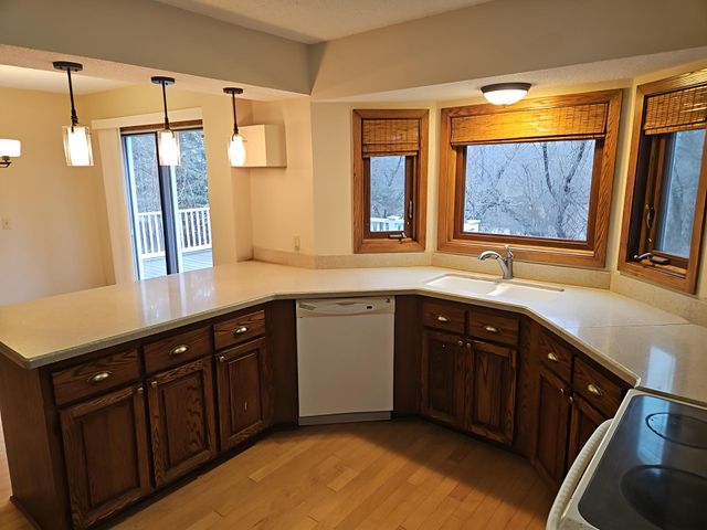 4520 Juneau Lane N, Plymouth, MN 55446