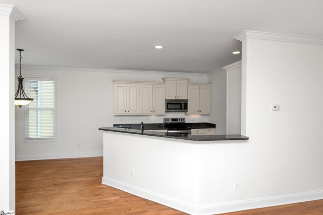 105 Lawndale Drive, Greer, SC 29651
