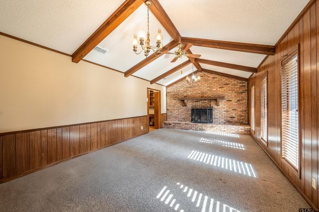 554 CR 4111, Jacksonville, TX 75766