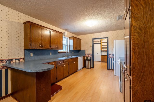 554 CR 4111, Jacksonville, TX 75766