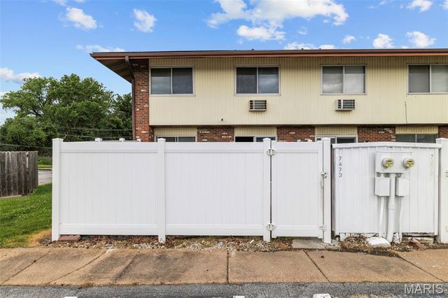 7473 Hazelcrest Drive, Hazelwood, MO 63042