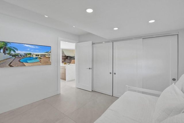 5581 NE 31st Avenue, Fort Lauderdale, FL 33308