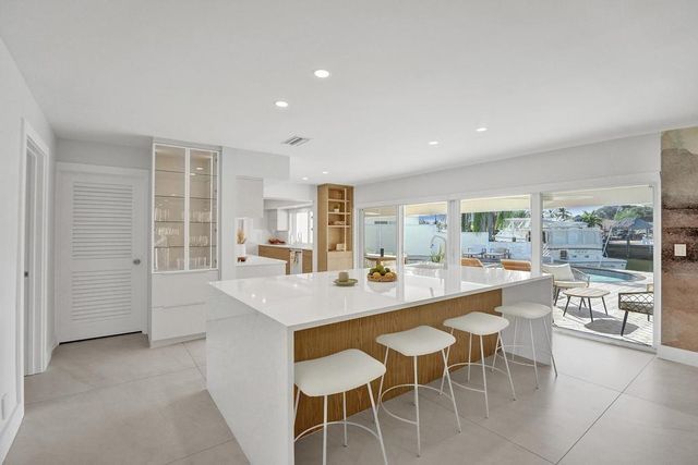 5581 NE 31st Avenue, Fort Lauderdale, FL 33308