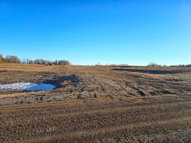 37577 470th St #21, Frazee, MN 56544