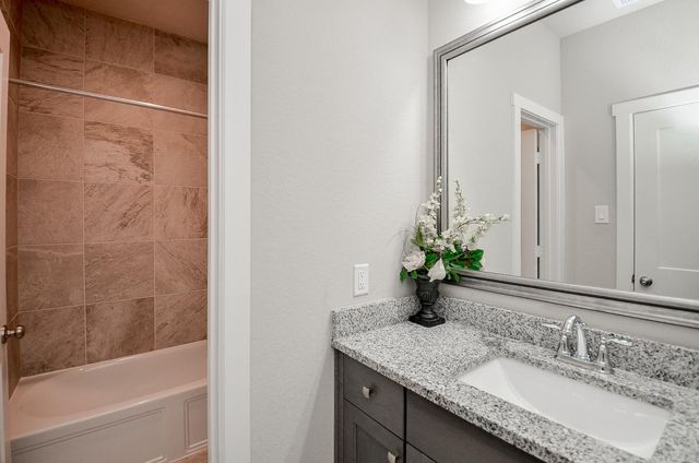 6115 Birchwood Cliff Trail, Katy, TX 77493