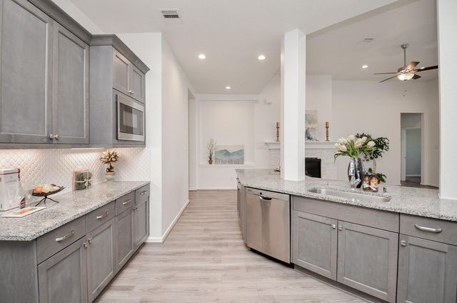 6115 Birchwood Cliff Trail, Katy, TX 77493