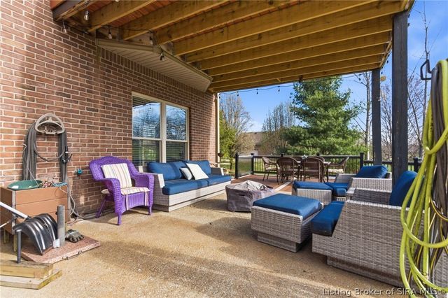 8304 Hidden River Trace, Charlestown, IN 47111