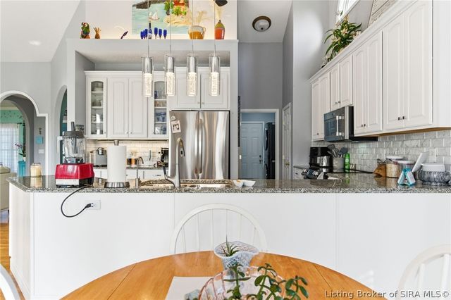 8304 Hidden River Trace, Charlestown, IN 47111