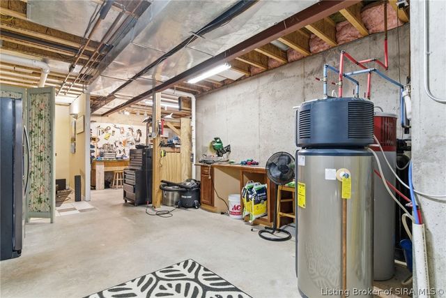 8304 Hidden River Trace, Charlestown, IN 47111