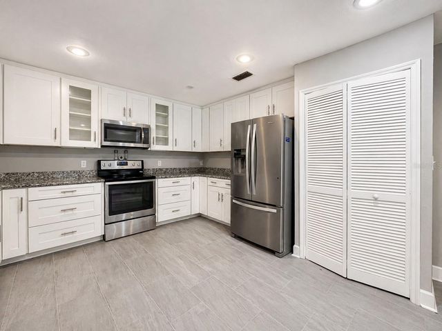 9331 NW 13TH PLACE, Gainesville, FL 32606