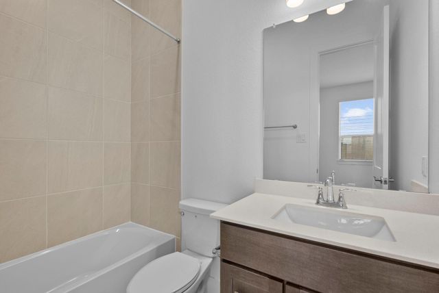 11919 Canal View Boulevard, Mont Belvieu, TX 77523