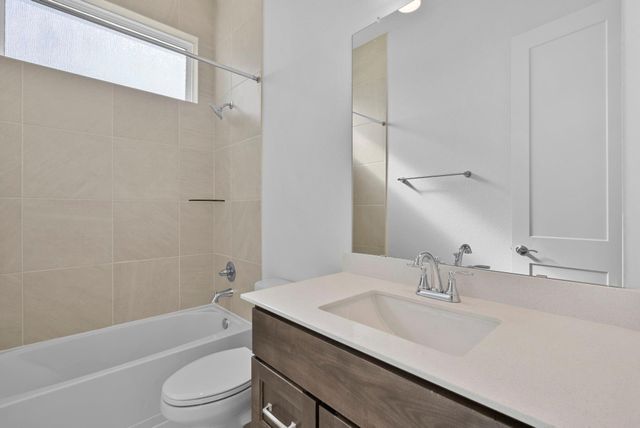 11919 Canal View Boulevard, Mont Belvieu, TX 77523