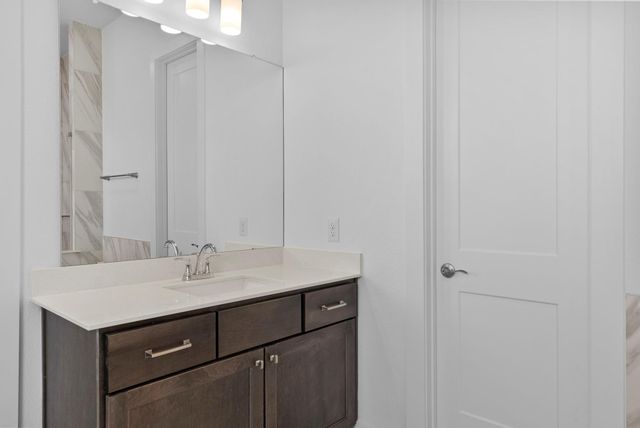 11919 Canal View Boulevard, Mont Belvieu, TX 77523