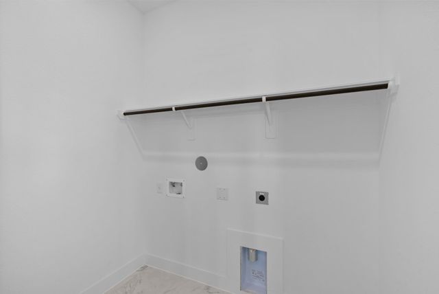 11919 Canal View Boulevard, Mont Belvieu, TX 77523