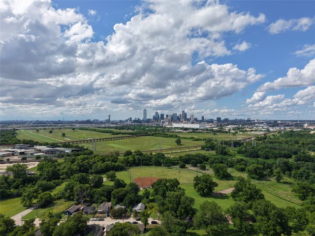 310 Avenue G Avenue, Dallas, TX 75203