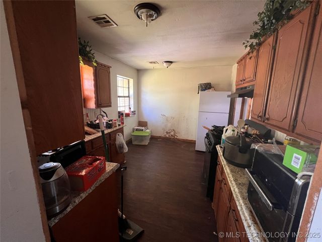 30332 S Vfw, Stigler, OK 74462