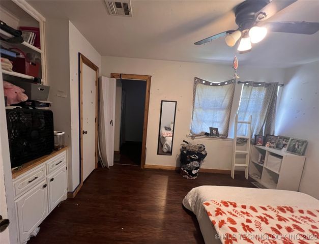 30332 S Vfw, Stigler, OK 74462