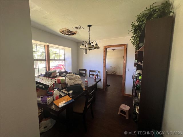 30332 S Vfw, Stigler, OK 74462