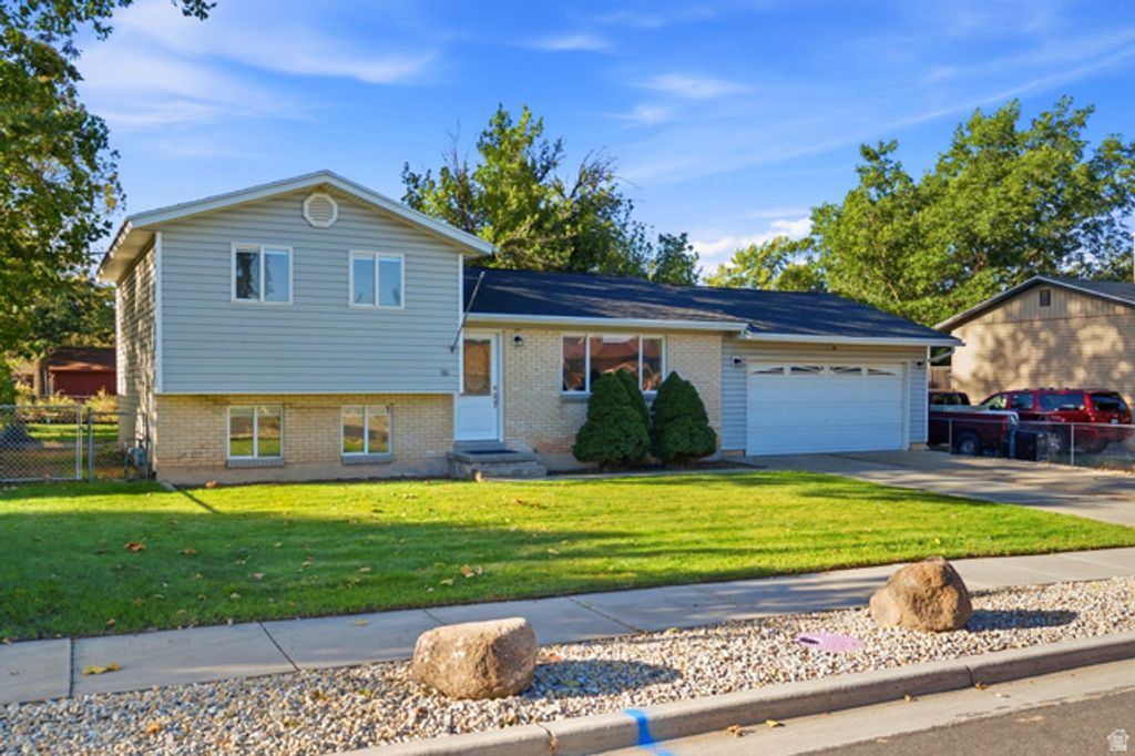 581 W 1750 N, Clinton, UT 84015 — photo 5