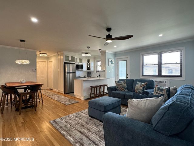 98 Wharfside Drive, Monmouth Beach, NJ 07750