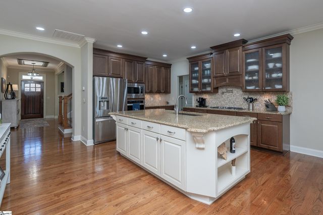 109 Malibu Lane, Simpsonville, SC 29680