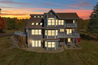 1240 E Bear Lake Road, Hillsdale, MI 49242