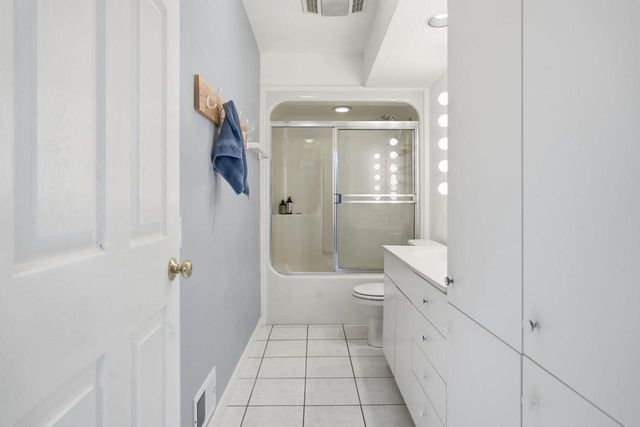 5717 Cedar Place, Madison, WI 53705