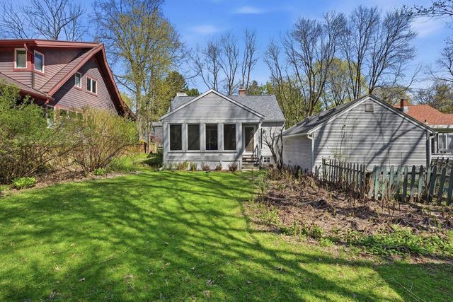 5717 Cedar Place, Madison, WI 53705