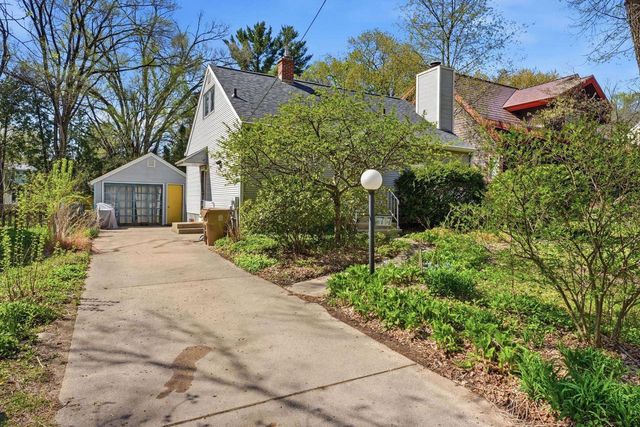 5717 Cedar Place, Madison, WI 53705
