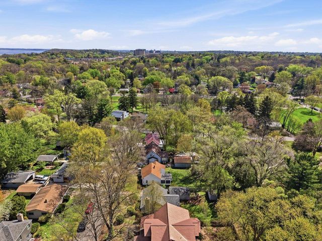 5717 Cedar Place, Madison, WI 53705