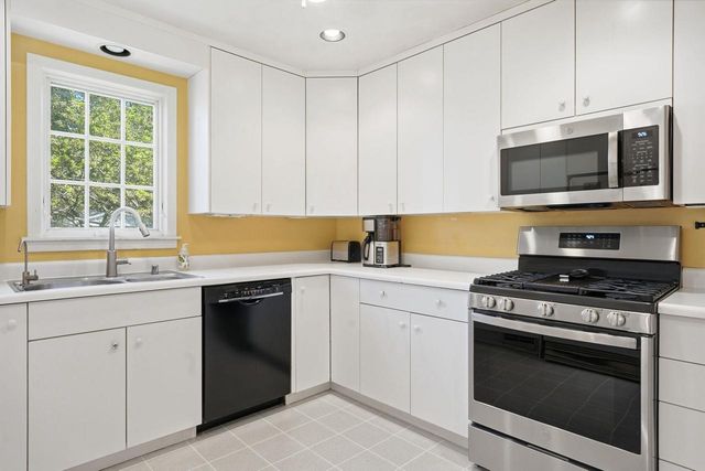 5717 Cedar Place, Madison, WI 53705