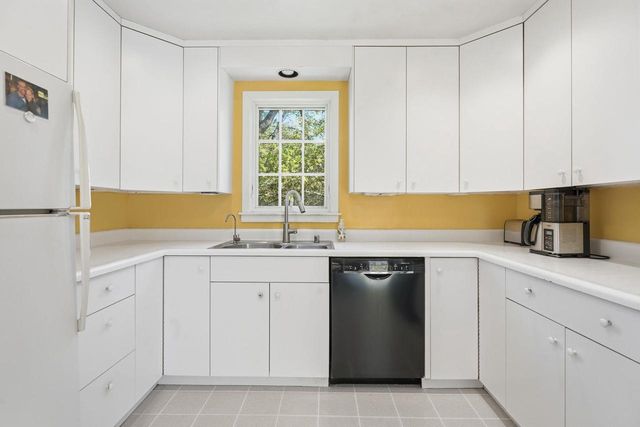 5717 Cedar Place, Madison, WI 53705