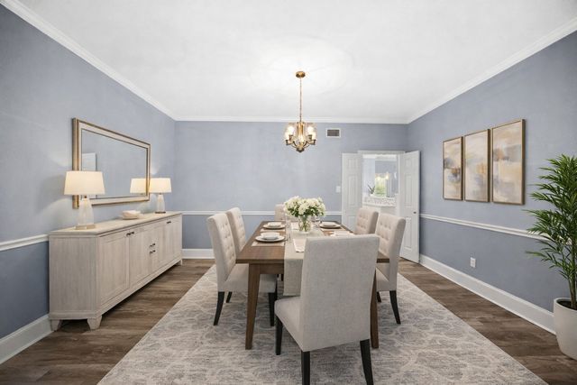 407 Locust Drive, Oak Leaf, TX 75154