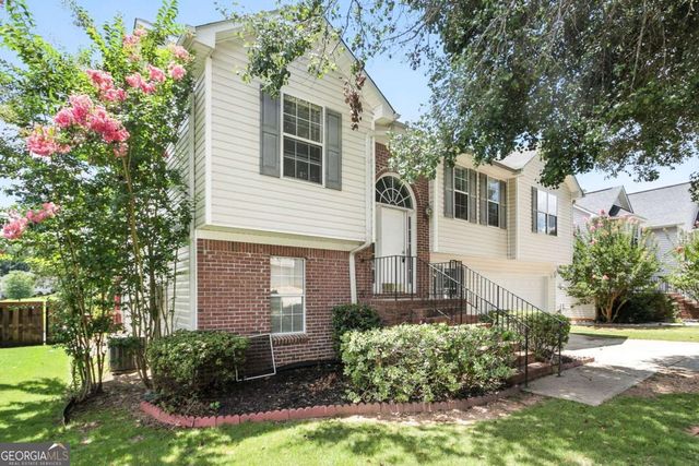 11747 Spring Lake Way, Fayetteville, GA 30215