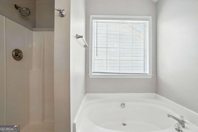 11747 Spring Lake Way, Fayetteville, GA 30215