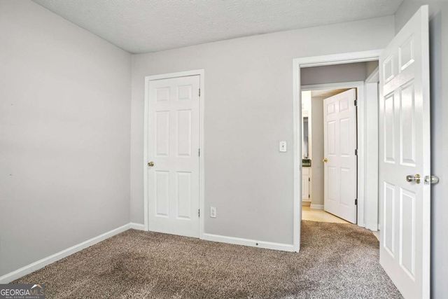 11747 Spring Lake Way, Fayetteville, GA 30215