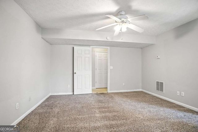11747 Spring Lake Way, Fayetteville, GA 30215