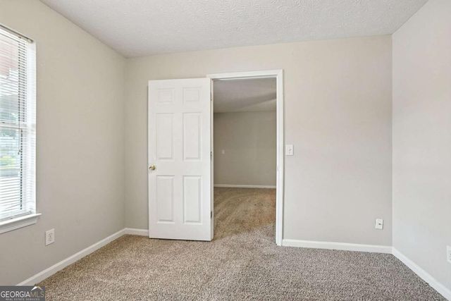 11747 Spring Lake Way, Fayetteville, GA 30215