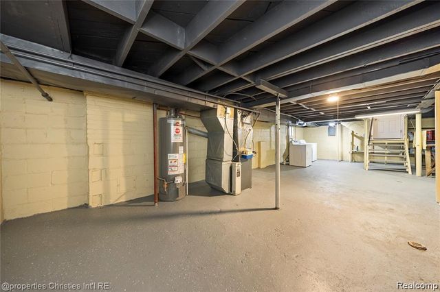 421 W Troy Street A, Ferndale, MI 48220