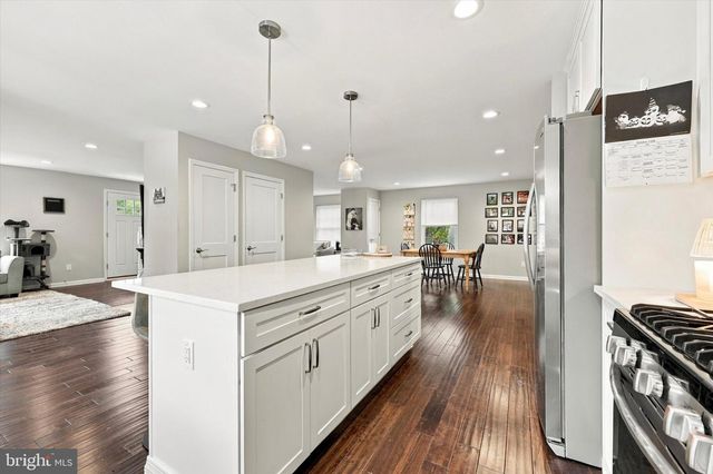 52 STATION AVE, Franklinville, NJ 08322