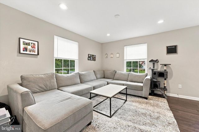 52 STATION AVE, Franklinville, NJ 08322