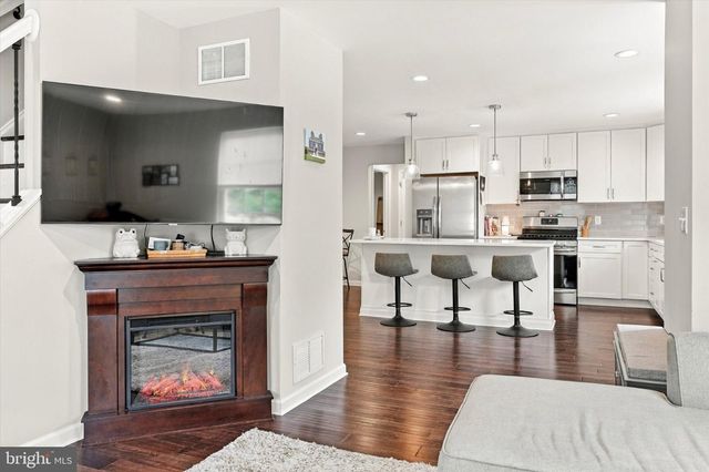 52 STATION AVE, Franklinville, NJ 08322