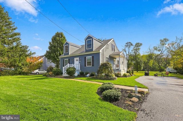 52 STATION AVE, Franklinville, NJ 08322