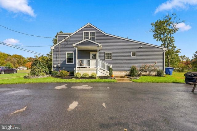 52 STATION AVE, Franklinville, NJ 08322
