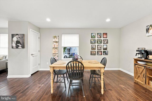 52 STATION AVE, Franklinville, NJ 08322