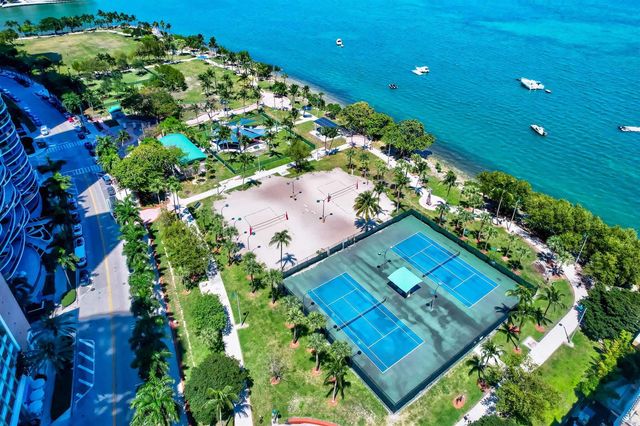 1717 N Bayshore Drive A-2935, Miami, FL 33132