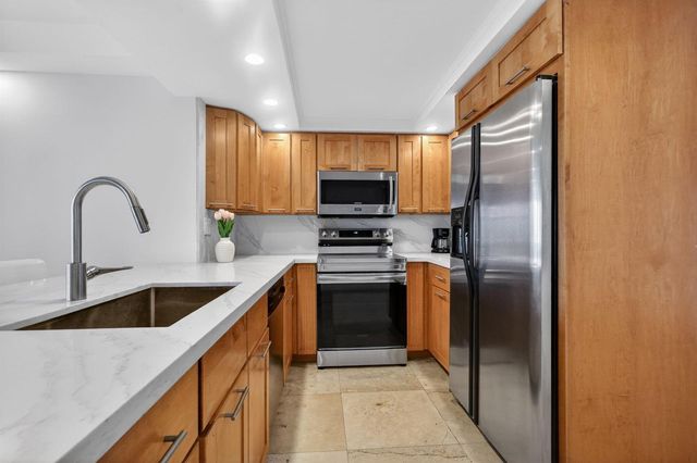 1717 N Bayshore Drive A-2935, Miami, FL 33132