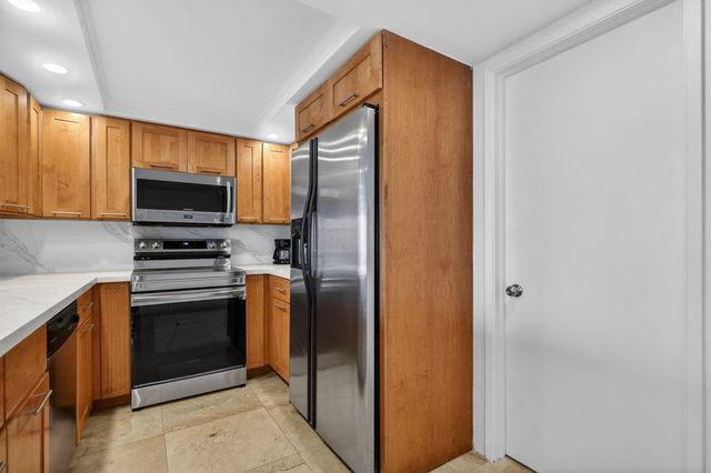 1717 N Bayshore Drive A-2935, Miami, FL 33132