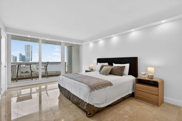 1717 N Bayshore Drive A-2935, Miami, FL 33132