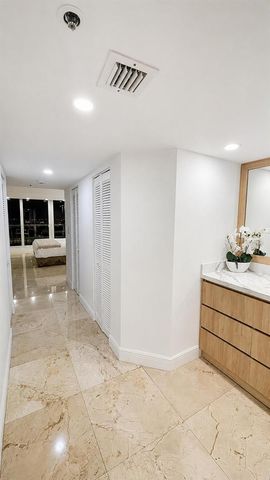 1717 N Bayshore Drive A-2935, Miami, FL 33132